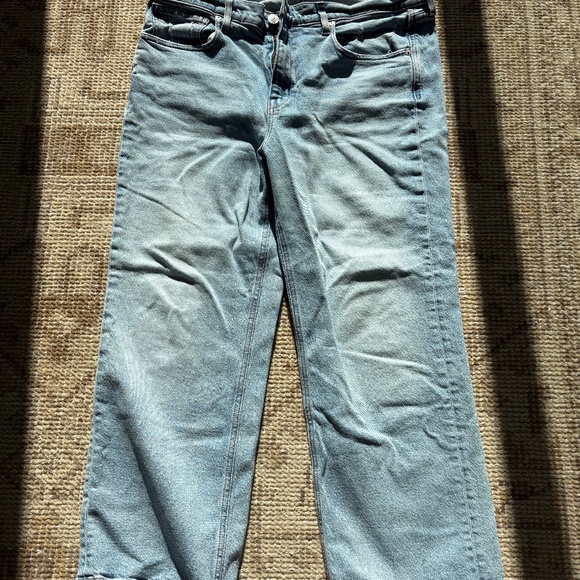 AYR The Easy Easy in light distressed denim - Picture 7 of 8